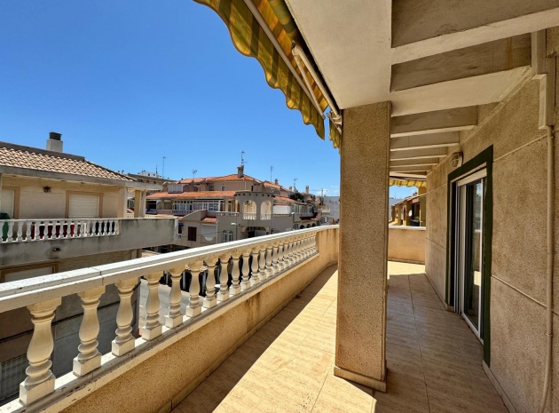 Resale - Apartment - Torrevieja - Habaneras