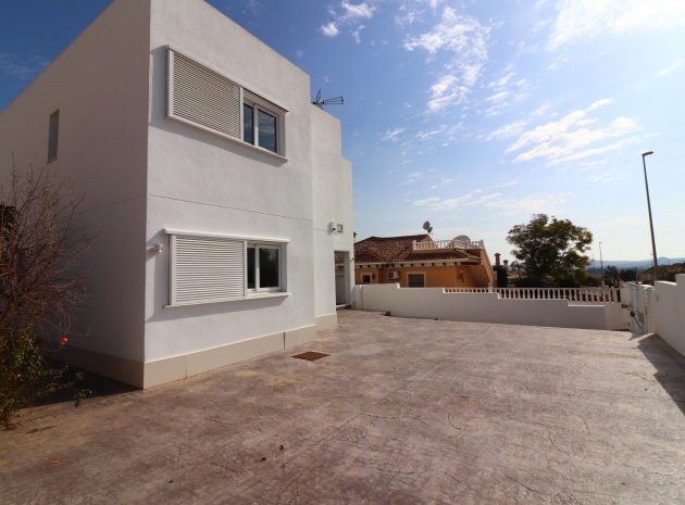 Resale - Villa - La Marina - La Marina - Urbanization