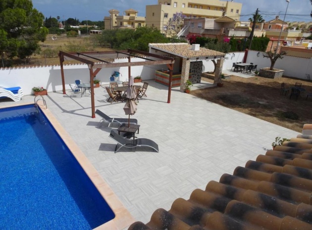 Återförsäljning - Villa - Cabo Roig - Lomas de Cabo Roig
