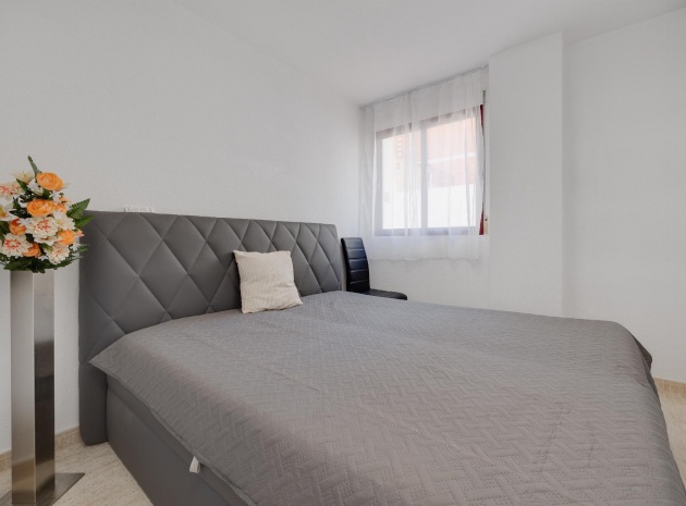 Resale - Apartment - Torrevieja - Beachside Torrevieja