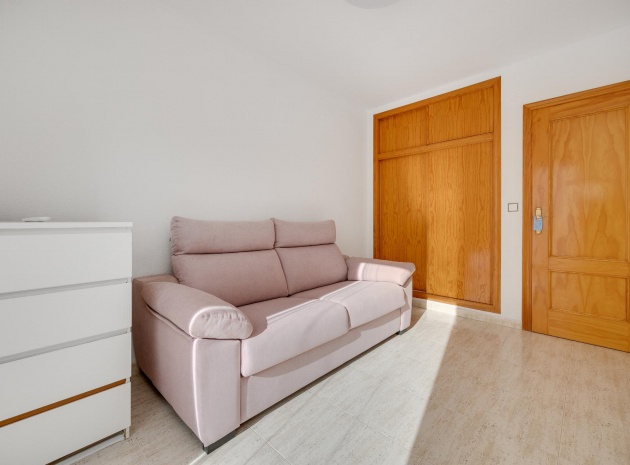 Resale - Apartment - Torrevieja - Beachside Torrevieja