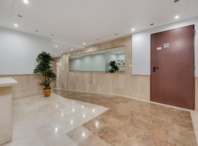 Resale - Apartment - Torrevieja - Beachside Torrevieja