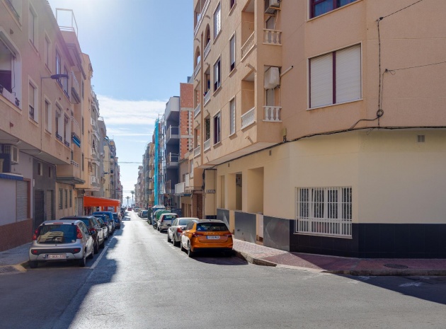 Resale - Apartment - Torrevieja - Beachside Torrevieja