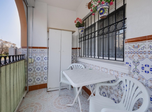 Resale - Apartment - Torrevieja - el paraiso