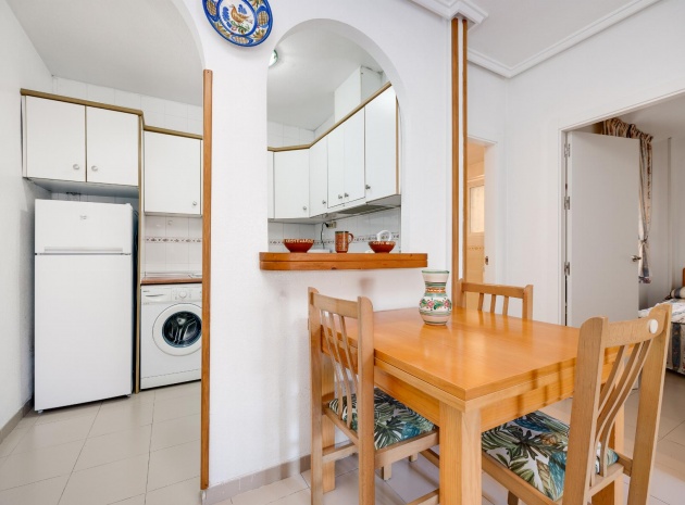 Resale - Apartment - Torrevieja - el paraiso