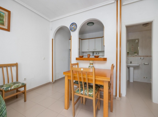 Resale - Apartment - Torrevieja - el paraiso
