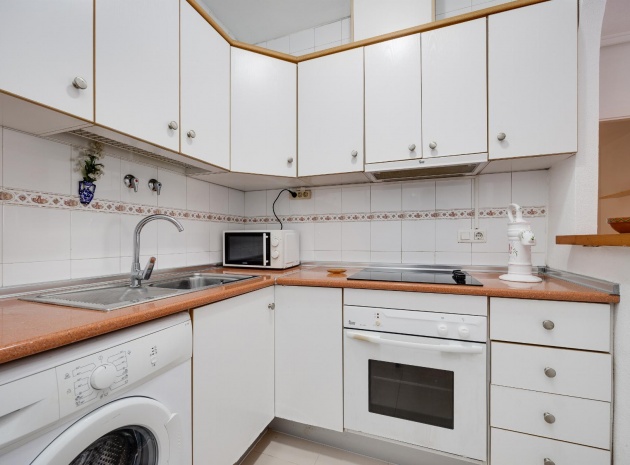 Resale - Apartment - Torrevieja - el paraiso