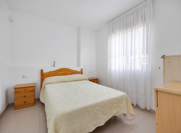 Resale - Apartment - Torrevieja - el paraiso