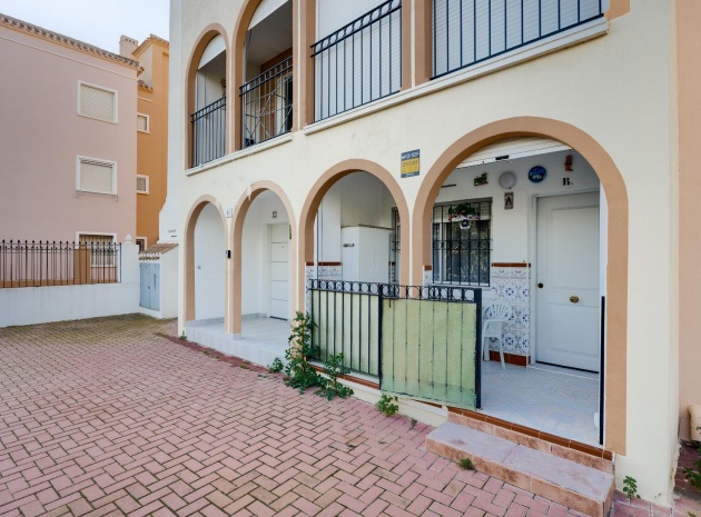 Resale - Apartment - Torrevieja - el paraiso
