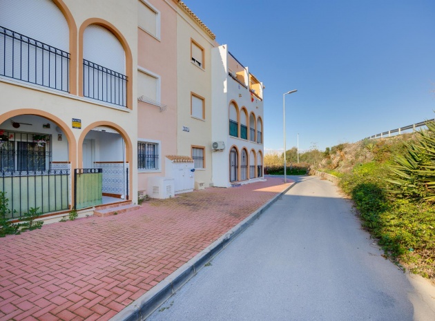 Resale - Apartment - Torrevieja - el paraiso