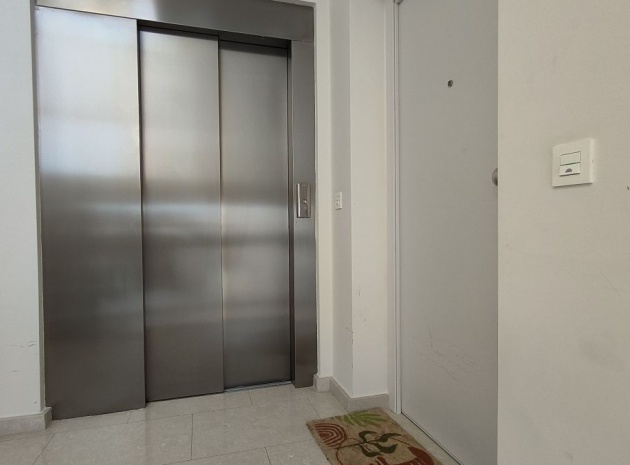 Resale - Apartment - Villamartin - Los Dolses