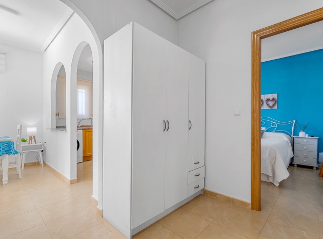 Resale - Apartment - La Mata