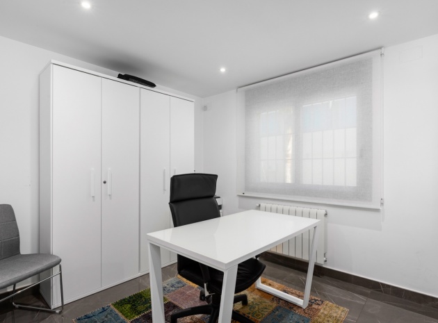 Resale - Villa - San Juan Alicante - Franc Espinós