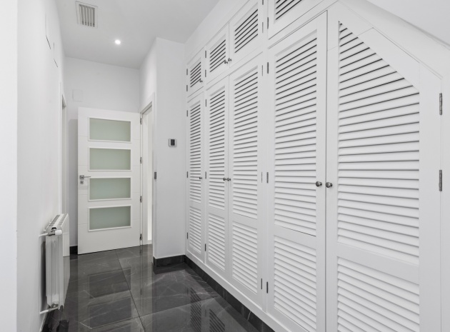Resale - Villa - San Juan Alicante - Franc Espinós