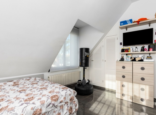 Resale - Villa - San Juan Alicante - Franc Espinós