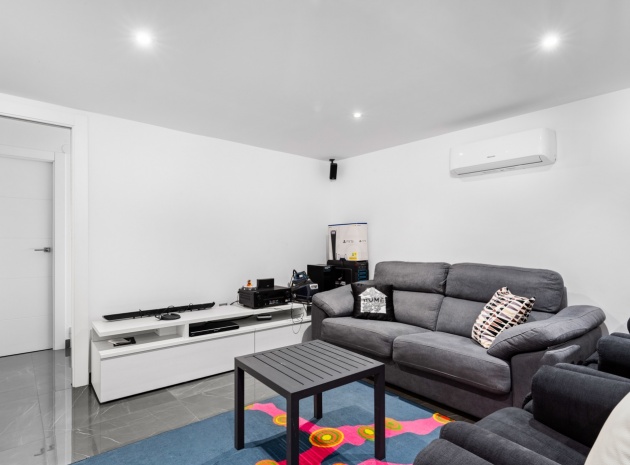 Resale - Villa - San Juan Alicante - Franc Espinós
