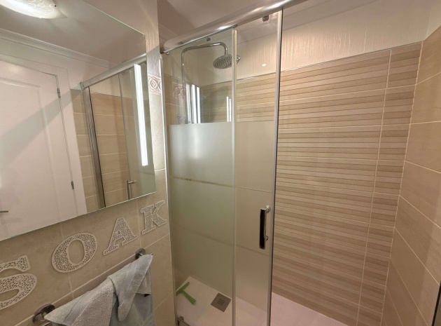 Resale - Apartment - Villamartin - jardin del alba