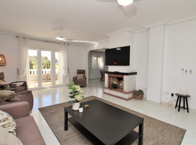 Wederverkoop - Villa - Campoamor