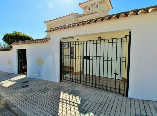 Wederverkoop - Villa - Campoamor