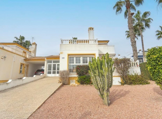 Resale - Villa - Villamartin - rioja