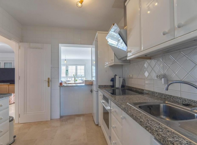 Resale - Villa - Villamartin - rioja