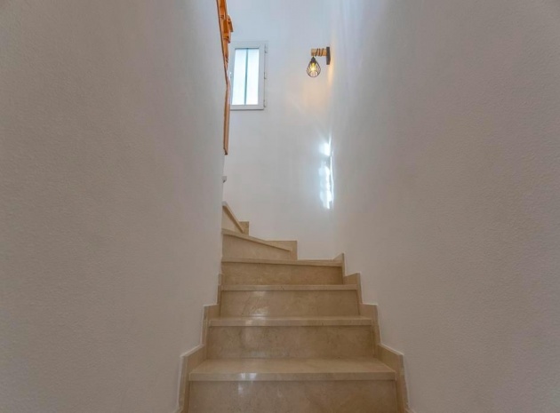 Resale - Villa - Villamartin - rioja