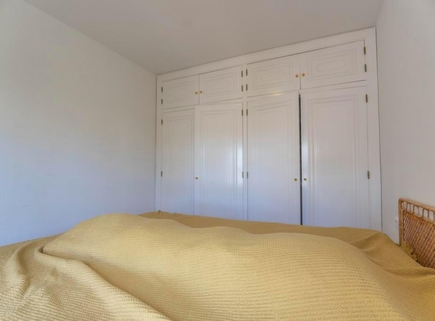 Resale - Villa - Villamartin - rioja