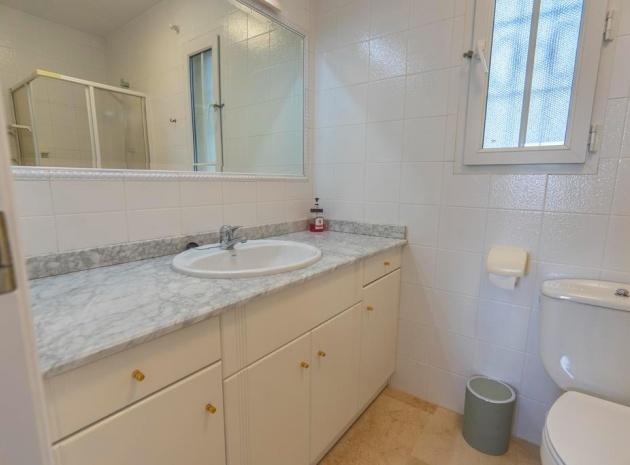 Resale - Villa - Villamartin - rioja