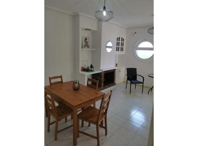 Resale - Apartment - Punta Prima - Las Barcas