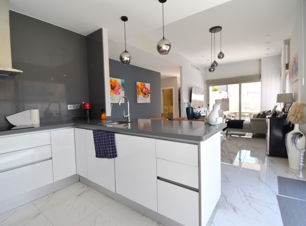 Resale - Villa - Orihuela Costa - Villamartin