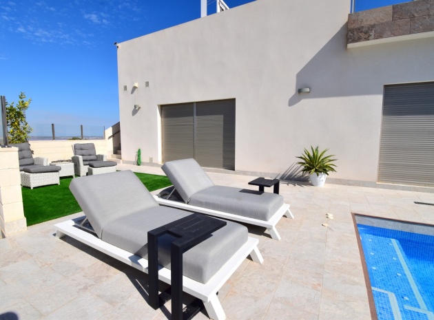 Resale - Villa - Orihuela Costa - Villamartin
