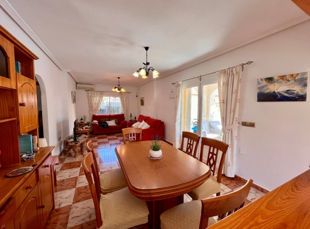 Resale - Villa - Cabo Roig - la regia