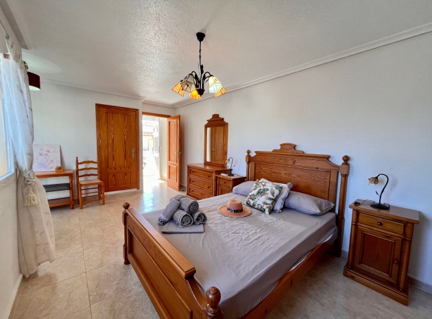 Resale - Villa - Cabo Roig - la regia