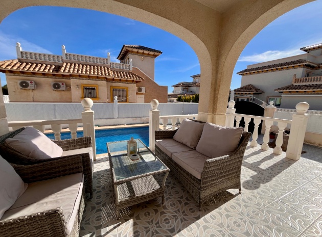 Resale - Villa - Cabo Roig - la regia