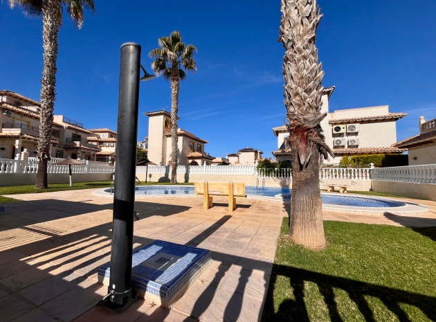 Resale - Villa - Cabo Roig - la regia