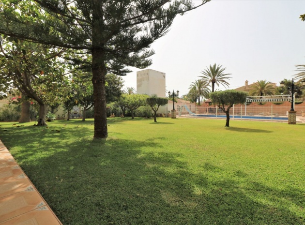 Återförsäljning - Villa - Cabo Roig