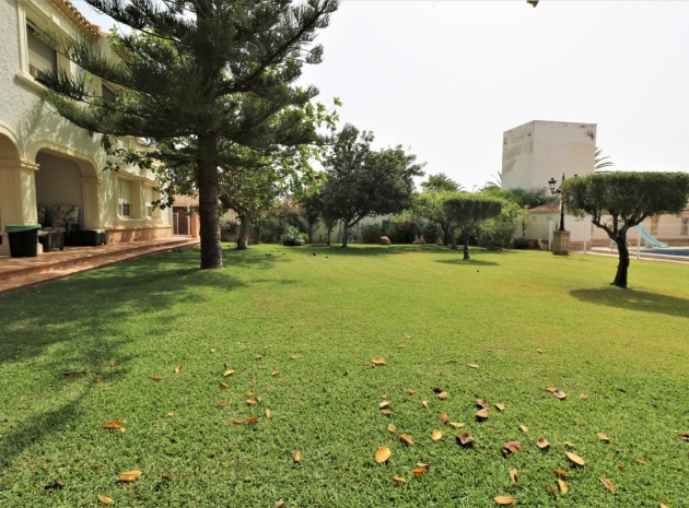 Återförsäljning - Villa - Cabo Roig