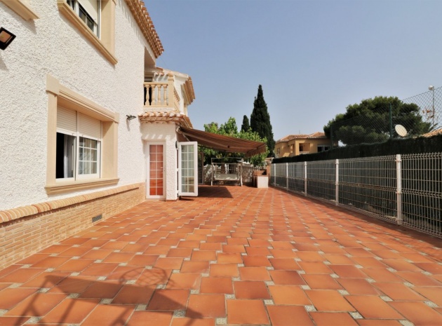 Återförsäljning - Villa - Cabo Roig
