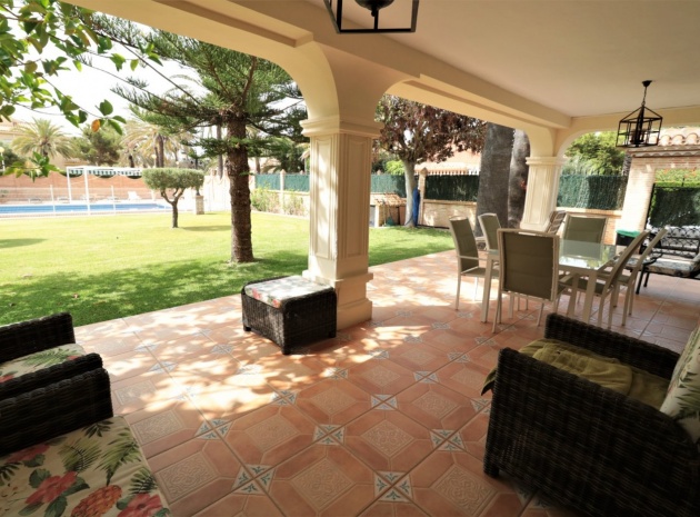 Återförsäljning - Villa - Cabo Roig