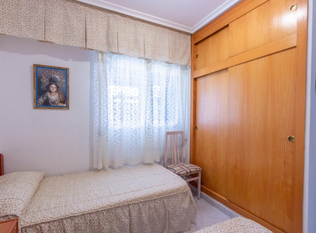 Resale - Apartment - Torrevieja - Beachside Torrevieja