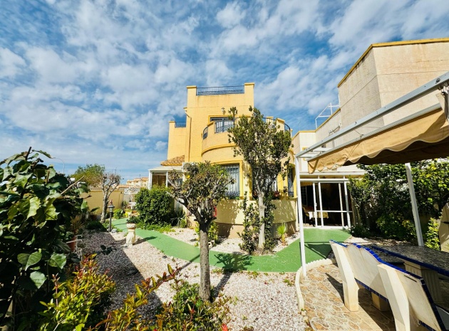 Resale - Villa - La Florida  - Al Andalus