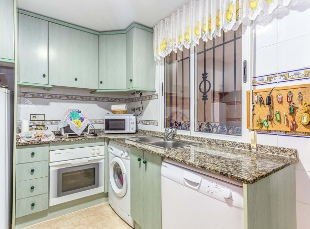 Resale - Villa - La Florida  - Al Andalus