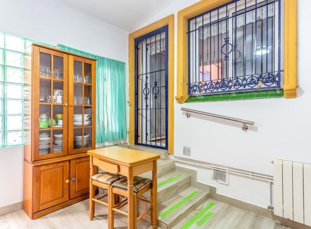 Resale - Villa - La Florida  - Al Andalus