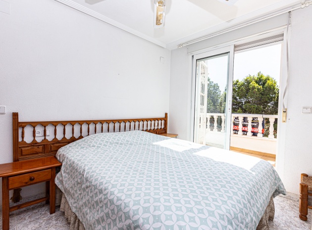 Resale - Townhouse - La Zenia