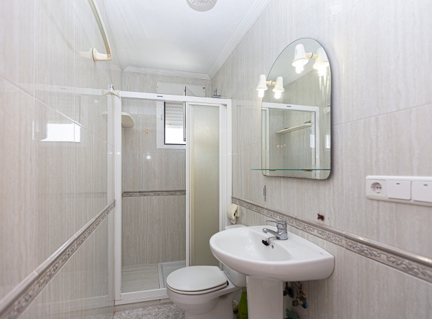 Resale - Townhouse - La Zenia