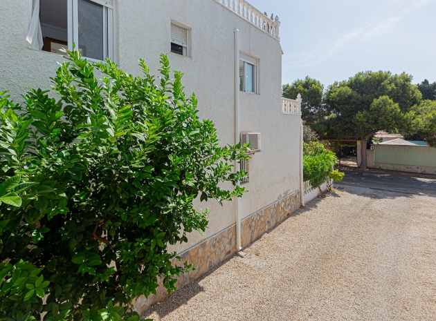 Resale - Townhouse - La Zenia