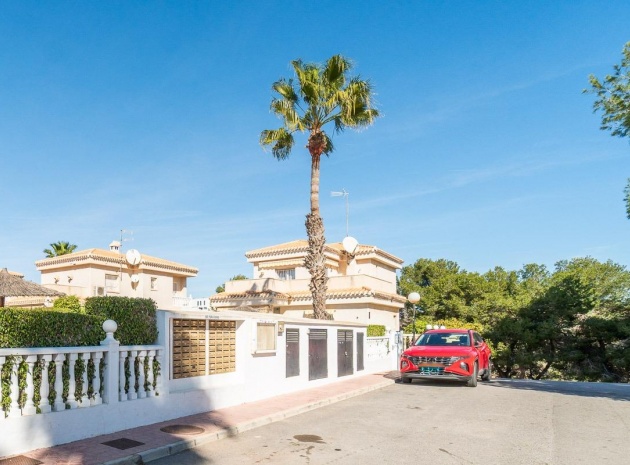 Resale - Villa - Playa Flamenca