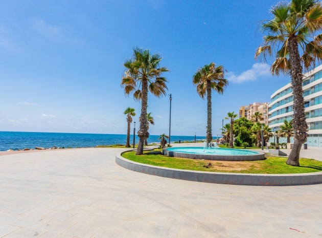Resale - Bungalow - Los Balcones - lago jardin