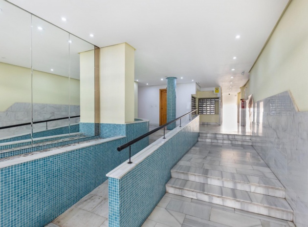 Resale - Apartment - Torrevieja - Beachside Torrevieja