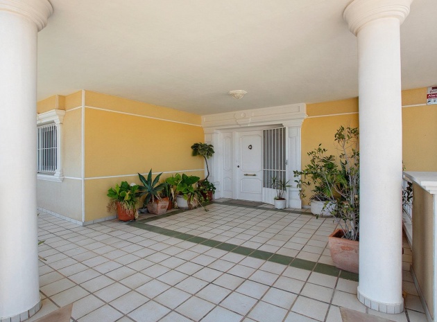 Resale - Villa - Torrevieja - torreta